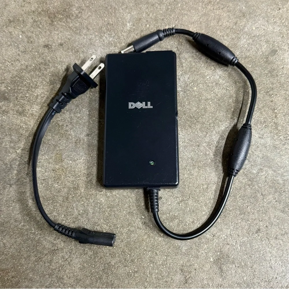 Dell Auto-Air AC Adapter DA65NS3-00 PA-12 Slim 65W Charger